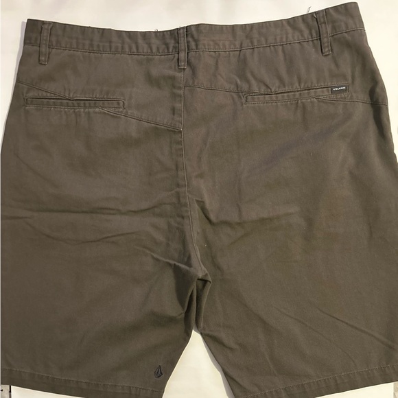 Volcom Men's Olive Green Flat Front Shorts - Picture 2 of 2